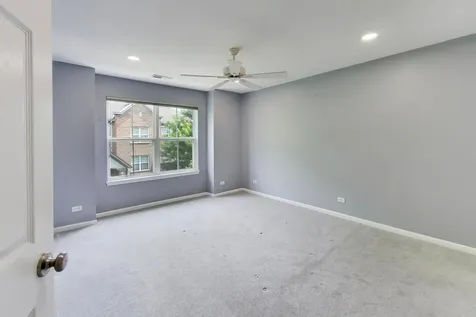 124 Rosehall Drive Lake Zurich IL 60047