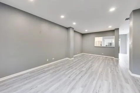 124 Rosehall Drive Lake Zurich IL 60047