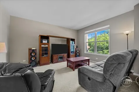 1739 Maple Avenue Hanover Park IL 60133