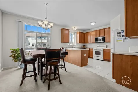 1739 Maple Avenue Hanover Park IL 60133