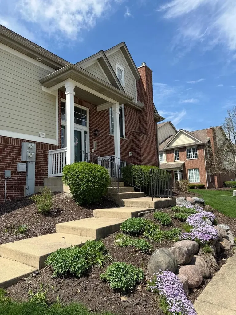 10646 Gabrielle Lane Orland Park IL 60462