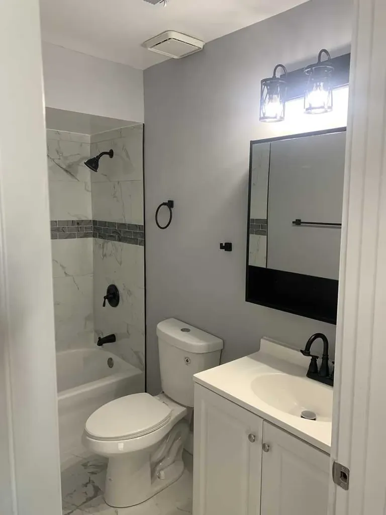 2728 West 87th Street Chicago IL 60652