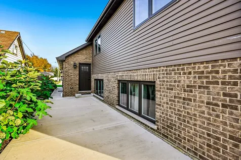 8200 South Normandy Avenue Burbank IL 60459