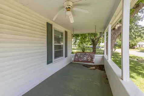 249 West Graham Street Dixon IL 61021
