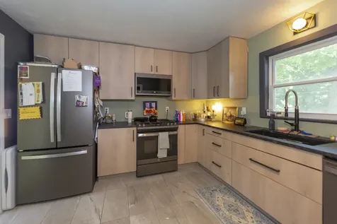 249 West Graham Street Dixon IL 61021