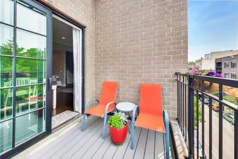 2136 West Belmont Avenue Chicago IL 60618