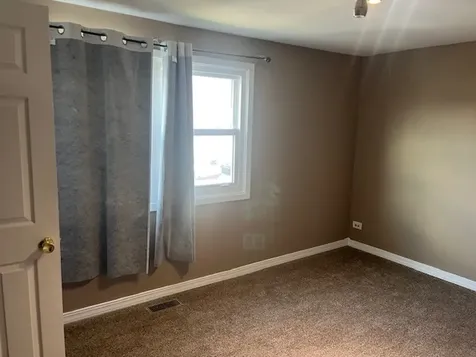 1863 Jamestown Circle Hoffman Estates IL 60169