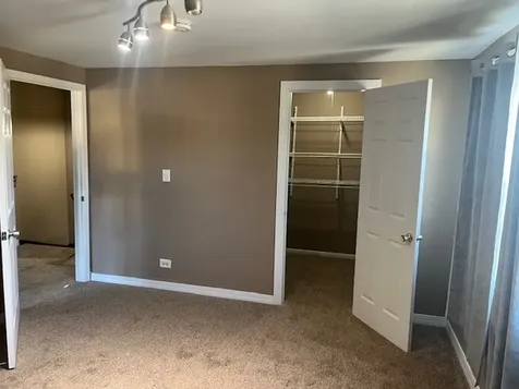 1863 Jamestown Circle Hoffman Estates IL 60169
