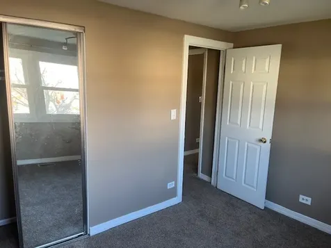 1863 Jamestown Circle Hoffman Estates IL 60169