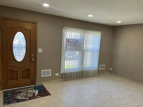 1863 Jamestown Circle Hoffman Estates IL 60169