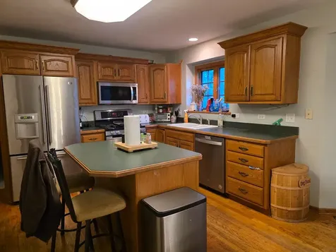 811 Meadow Lane North Aurora IL 60542