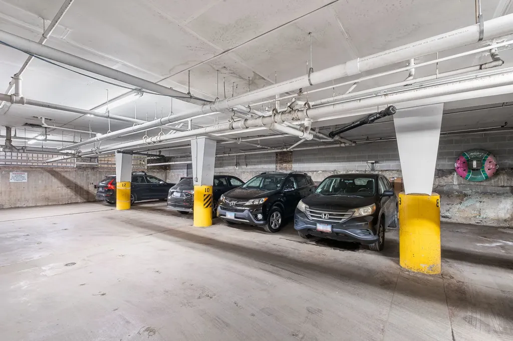 2300 West Wabansia Avenue Chicago IL 60647