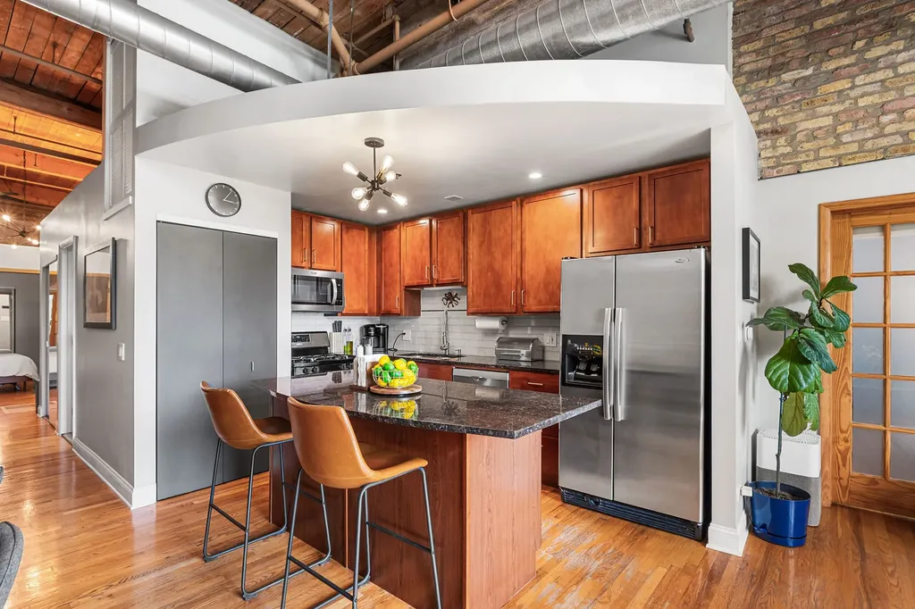 2300 West Wabansia Avenue Chicago IL 60647