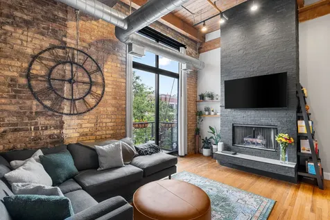 2300 West Wabansia Avenue Chicago IL 60647