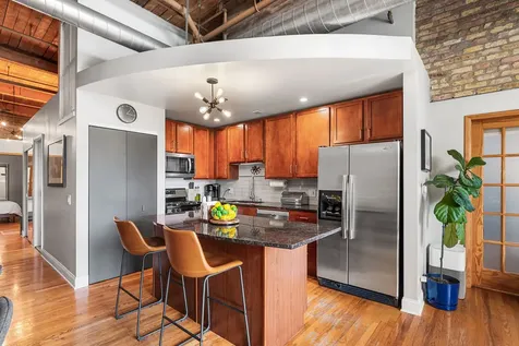 2300 West Wabansia Avenue Chicago IL 60647
