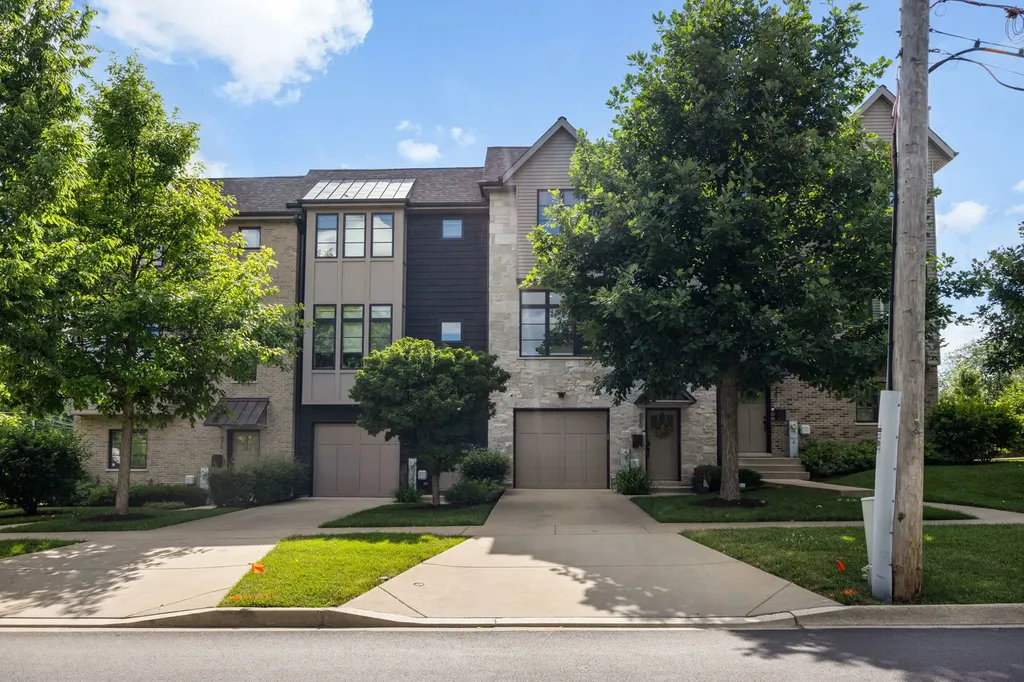 480 Newton Avenue Glen Ellyn IL 60137