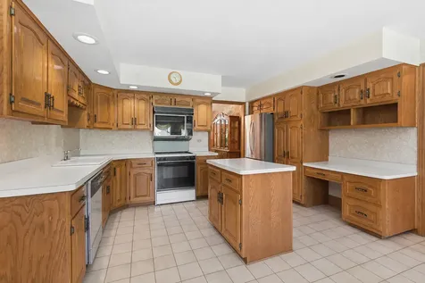 6536 Deer Lane Palos Heights IL 60463