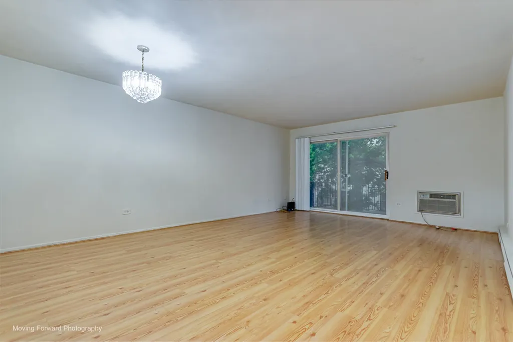 1545 West Chase Avenue Chicago IL 60626