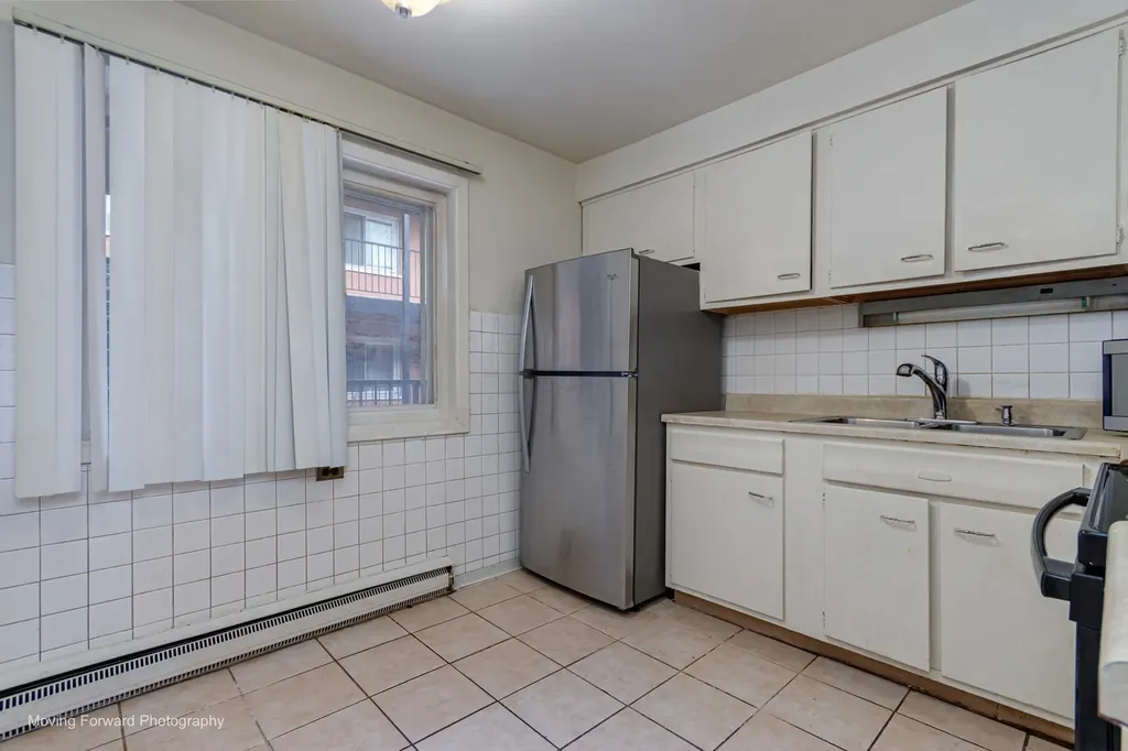 1545 West Chase Avenue Chicago IL 60626
