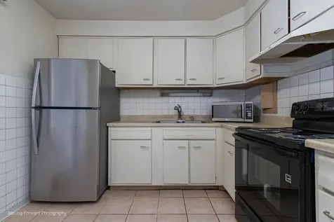 1545 West Chase Avenue Chicago IL 60626