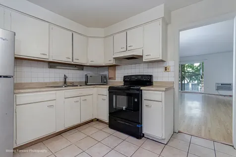 1545 West Chase Avenue Chicago IL 60626