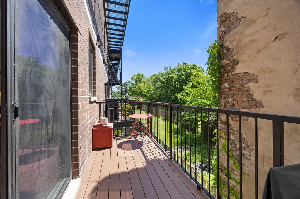 3901 South Lake Park Avenue Chicago IL 60653
