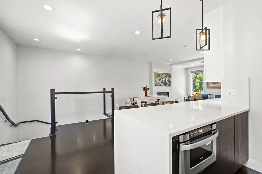 3901 South Lake Park Avenue Chicago IL 60653