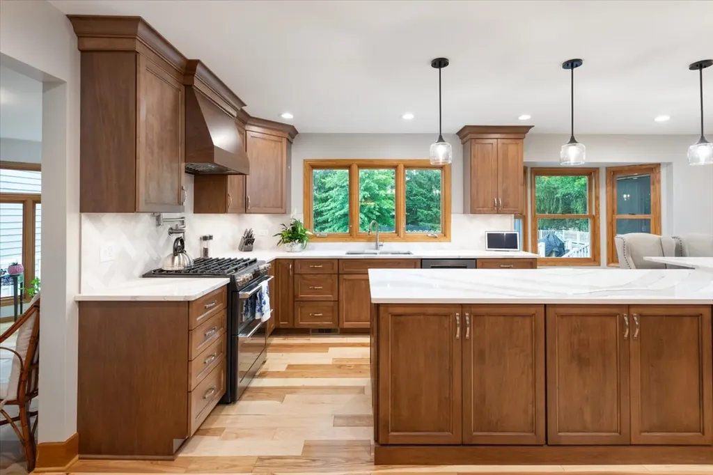 24633 West 103rd Street Naperville IL 60564