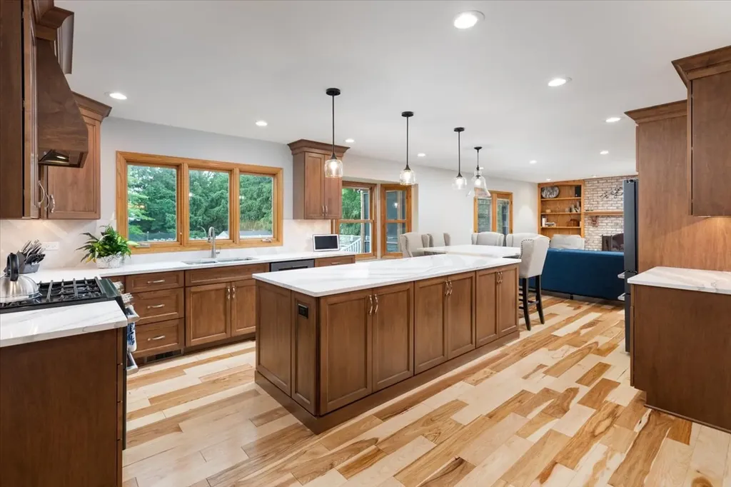 24633 West 103rd Street Naperville IL 60564