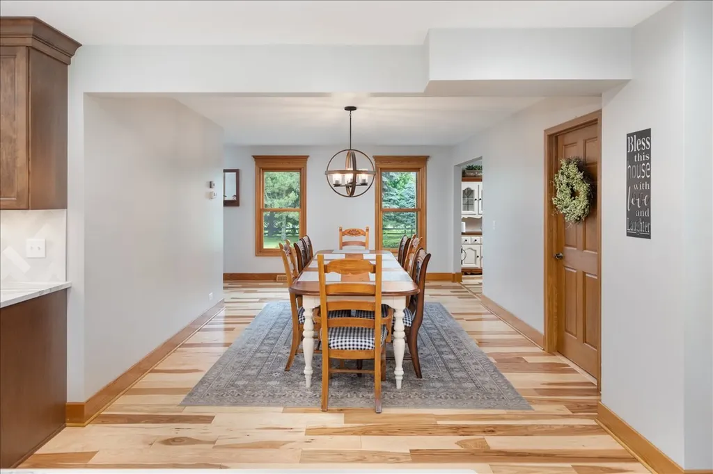 24633 West 103rd Street Naperville IL 60564