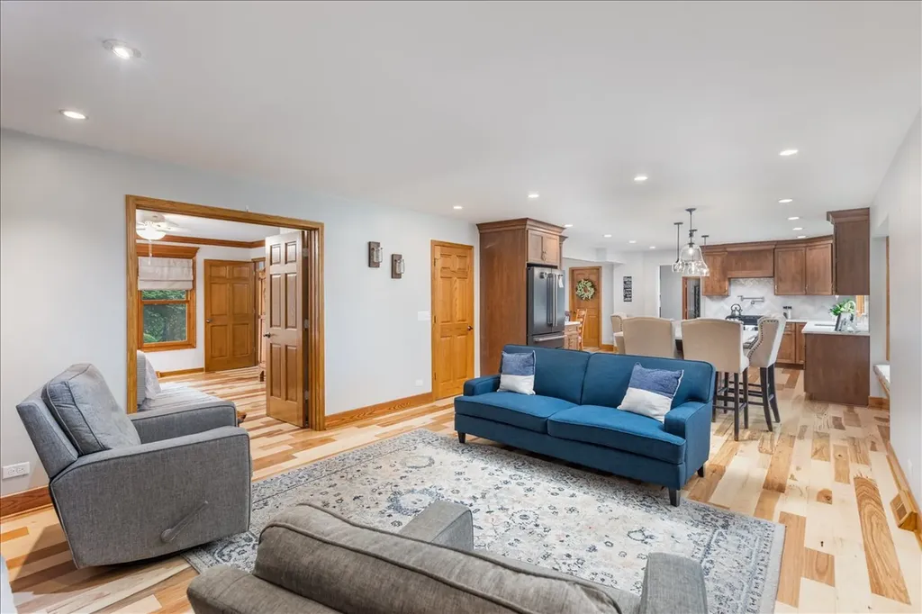 24633 West 103rd Street Naperville IL 60564