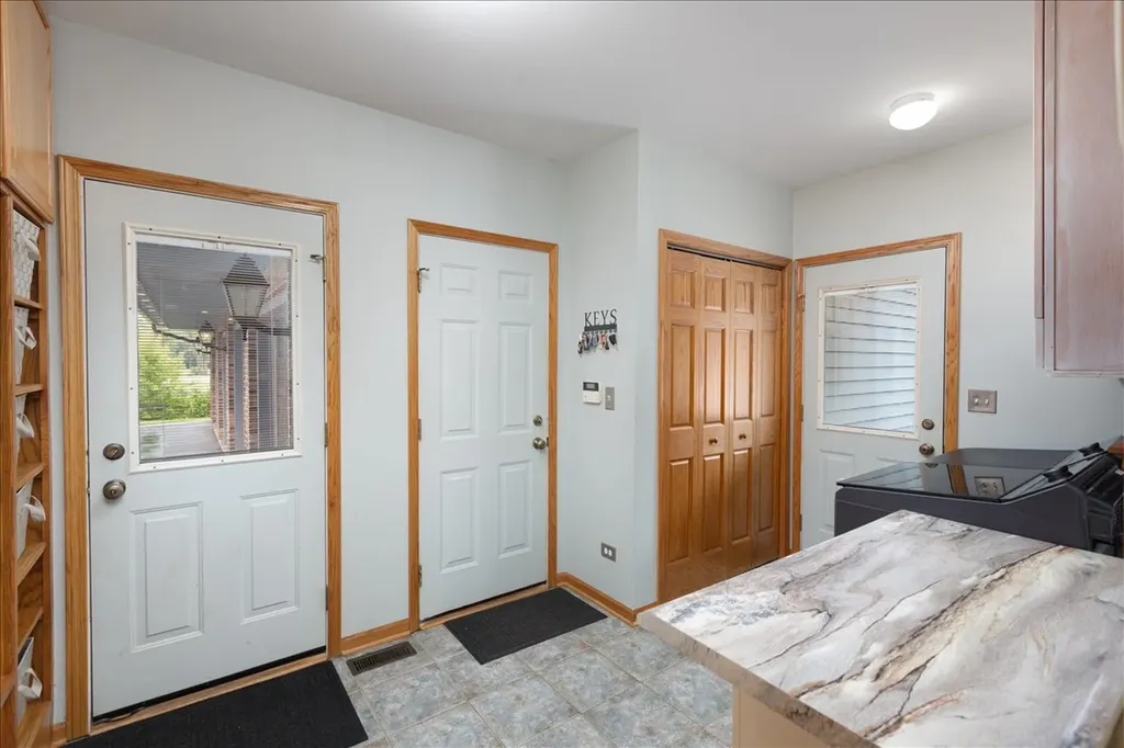 24633 West 103rd Street Naperville IL 60564