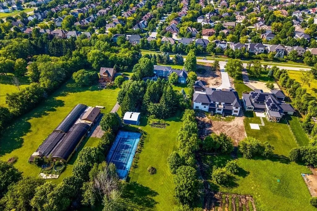24633 West 103rd Street Naperville IL 60564