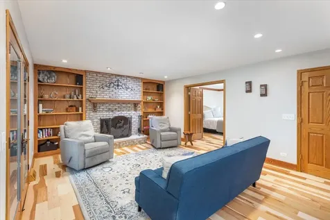 24633 West 103rd Street Naperville IL 60564