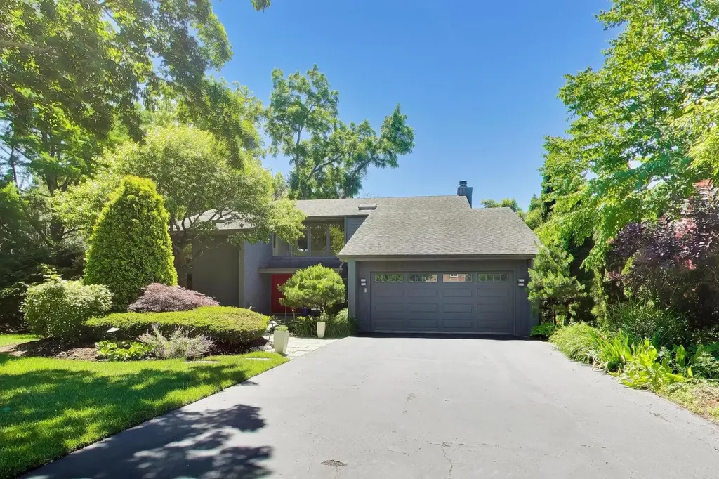 11515 Burr Oak Lane Burr Ridge IL 60527