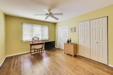 11515 Burr Oak Lane Burr Ridge IL 60527