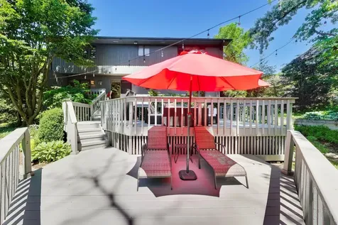 11515 Burr Oak Lane Burr Ridge IL 60527