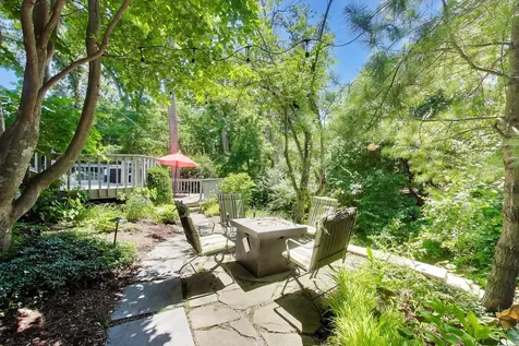 11515 Burr Oak Lane Burr Ridge IL 60527