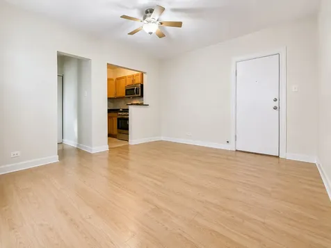 5135 South Kenwood Avenue Chicago IL 60615