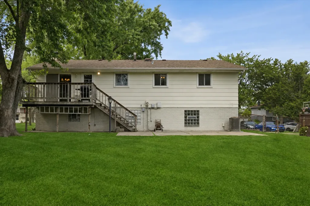 1105 Bourne Lane Schaumburg IL 60193