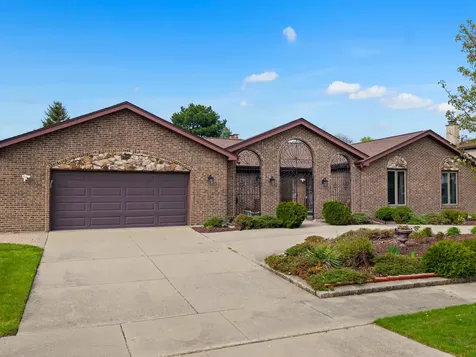 3720 Liberty Lane Glenview IL 60025