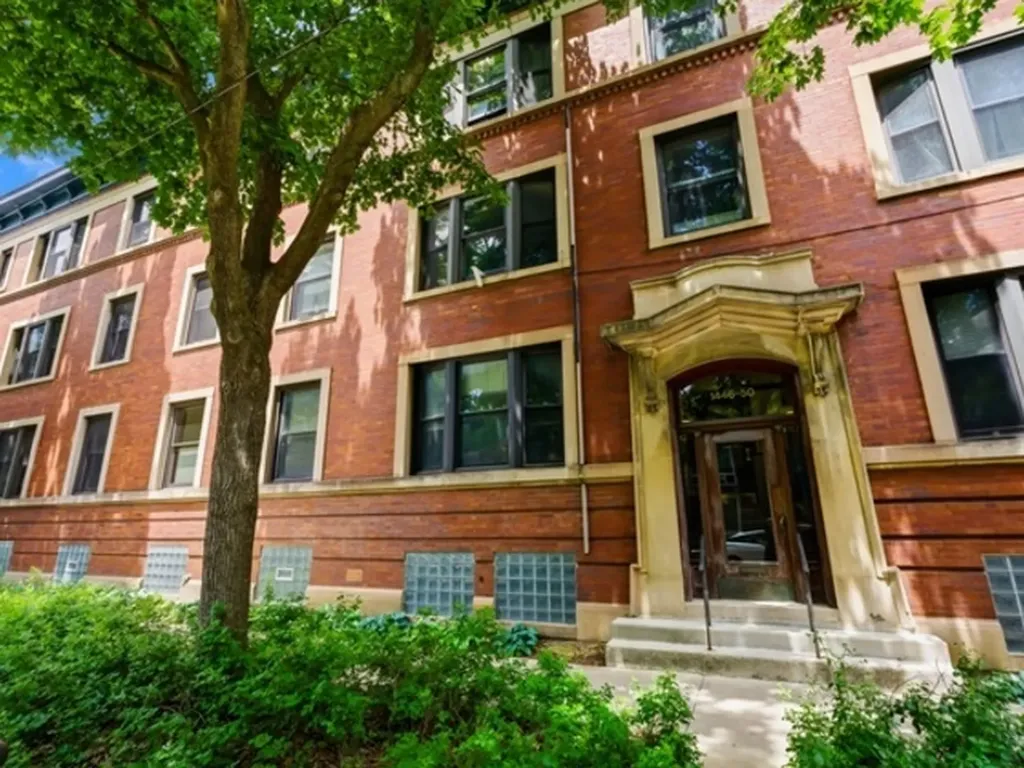 1446 East 56th Street Chicago IL 60637