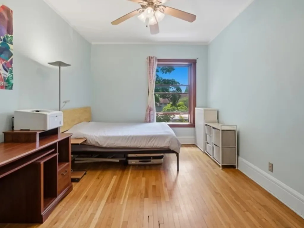 1446 East 56th Street Chicago IL 60637