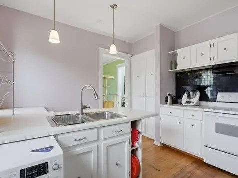 1446 East 56th Street Chicago IL 60637