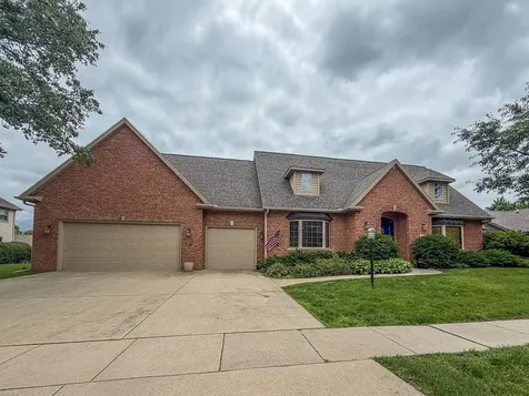 613 Pittsfield Drive Champaign IL 61822