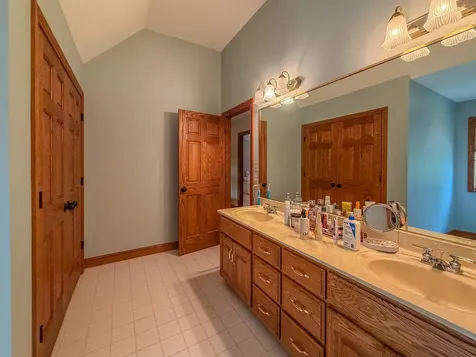 613 Pittsfield Drive Champaign IL 61822