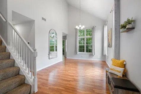 246 Rainier Way Fox Lake IL 60020