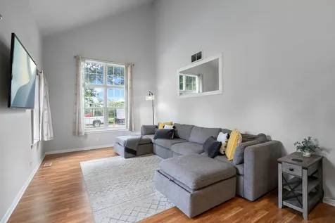 246 Rainier Way Fox Lake IL 60020