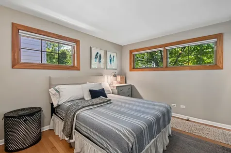 107 West Orchard Place Mount Prospect IL 60056