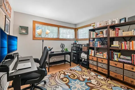 107 West Orchard Place Mount Prospect IL 60056